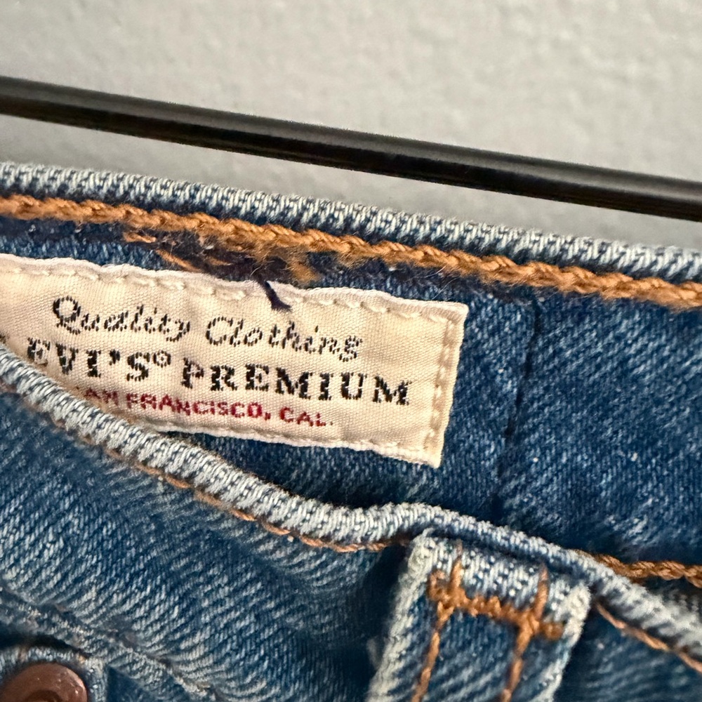 Levi's Blue Jeans Wedgie Straight Button Fly Women’s 24” - Picture 5 of 6